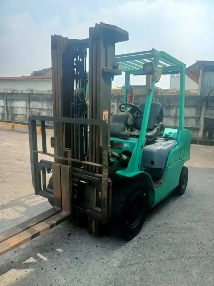 Forklift Mitsubishi 2,5 Ton,Matic,Tiang Threelift,S4S,Tahun 2018