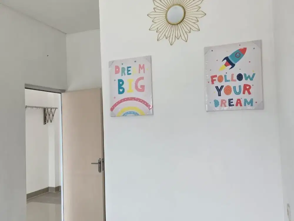 DISEWAKAN RUMAH 2 LANTAI SIAP HUNI DI MUTIARA GADING CITY BEKASI