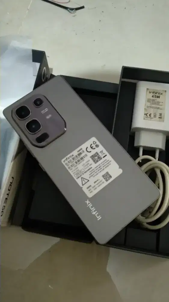 Infinix note 50 8/256gb