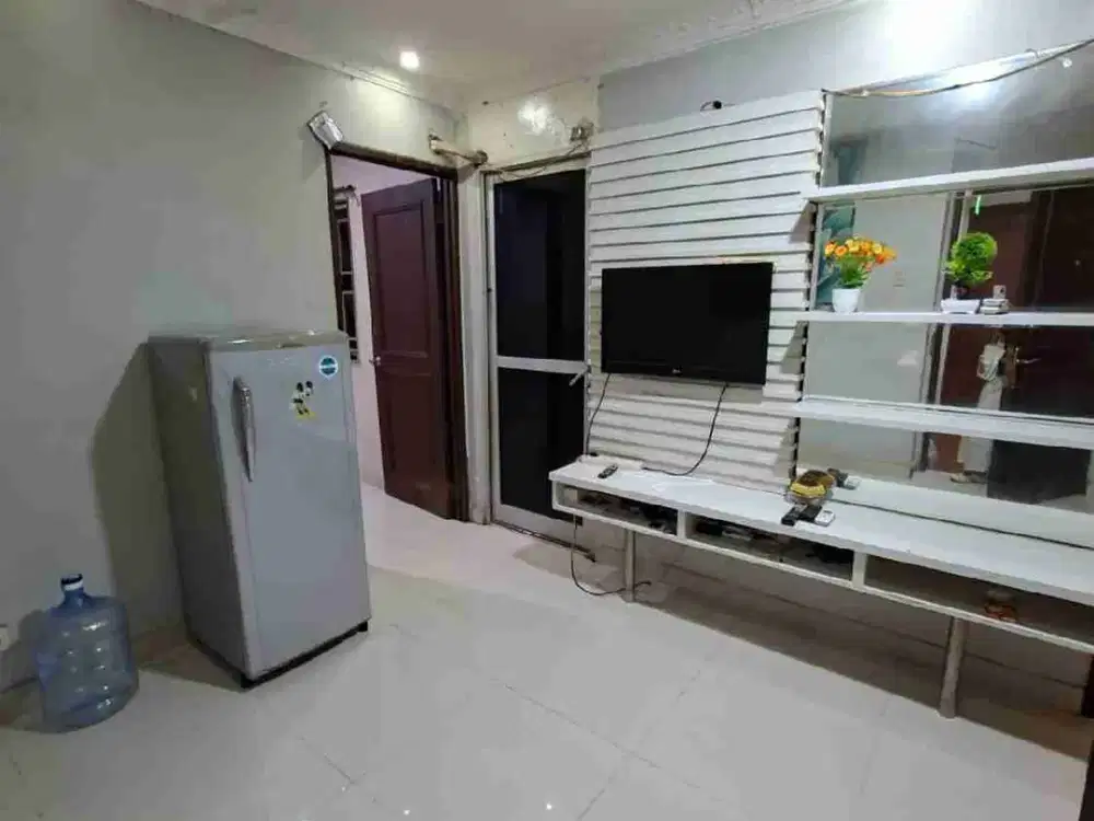 Apartemen Mediterania Gajah Mada Tipe 3 BR Semi Furnished Free IPL / Maintenance Fee