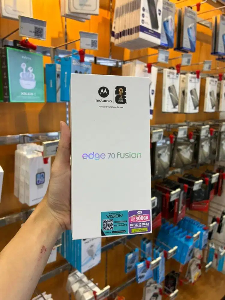 Motorola Edge 70 Fusion 8/256GB Garansi Resmi Tukat Tambah / Kredit