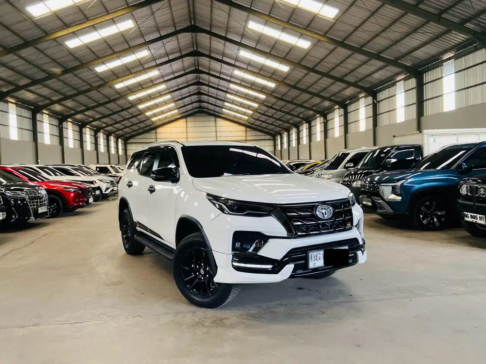Toyota Fortuner 2.8 GR Sport 2023 / 2024 AT Matic, Super terawat