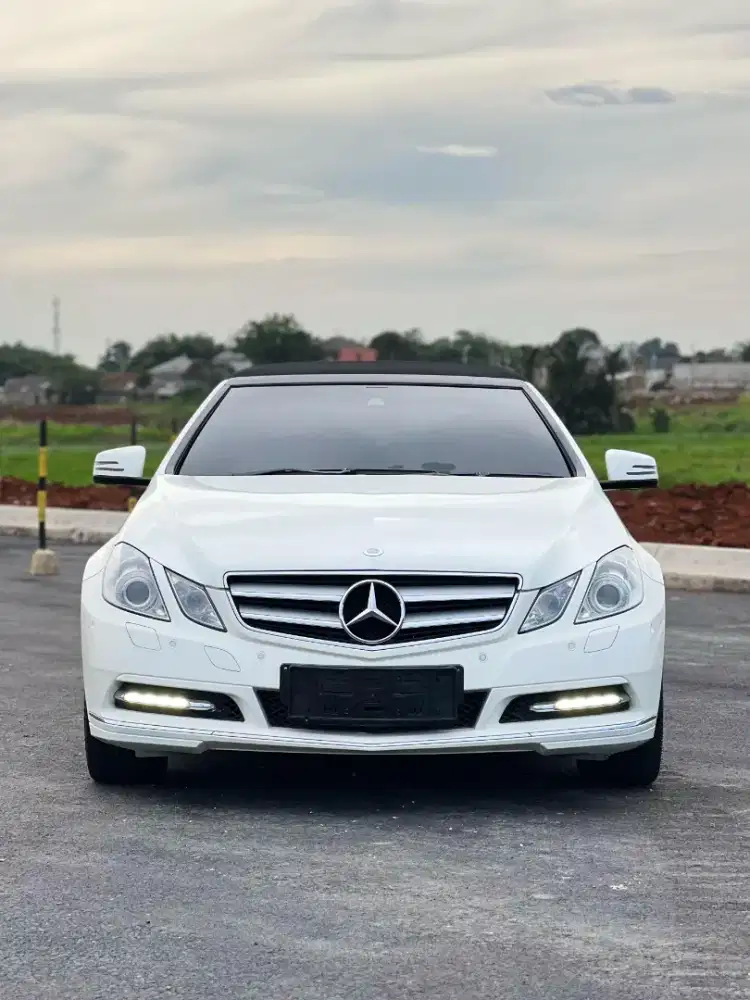 MERCEDES BENZ E250 CABRIOLET THN 2011 TERMURAH