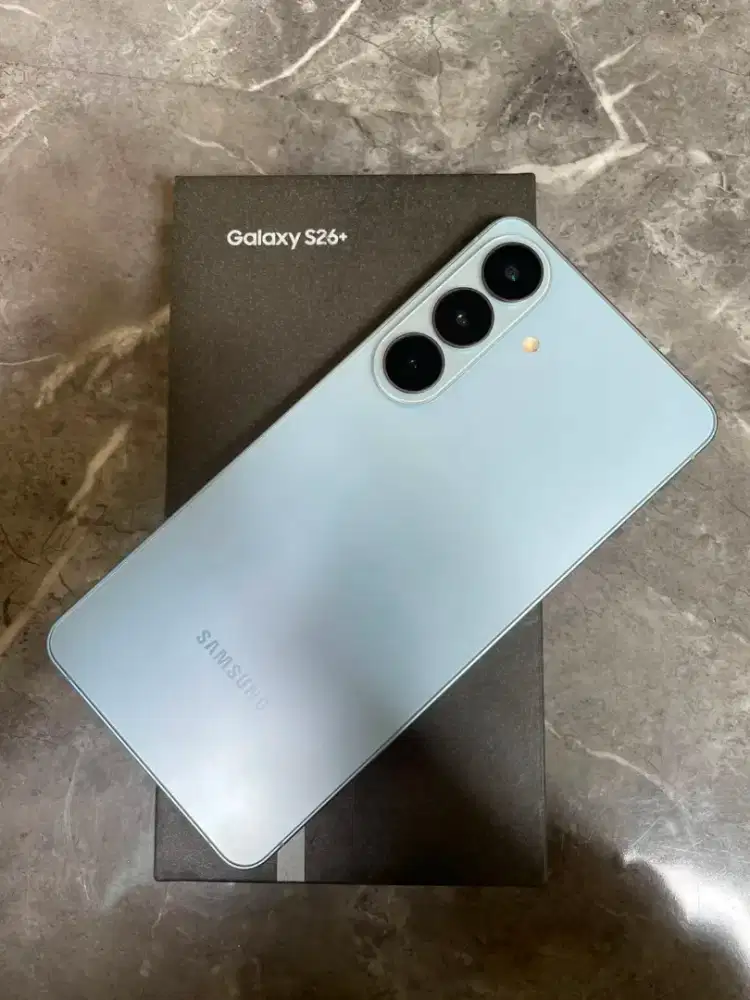 Samsung S26 plus 12/256 gb