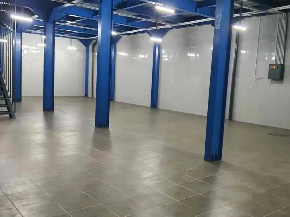 Disewakan :
Gudang Baru 2½Lantai Lokasi Cijerah 
Ltm 400m²/Lb. 800m²
Air sibel 100 mtr
Listrik 3 phase ( 23.500 va) + token 2200w
Pbb penyewa ( ± 2.5 jt/thn ) 
OP : 325 jt/thn .