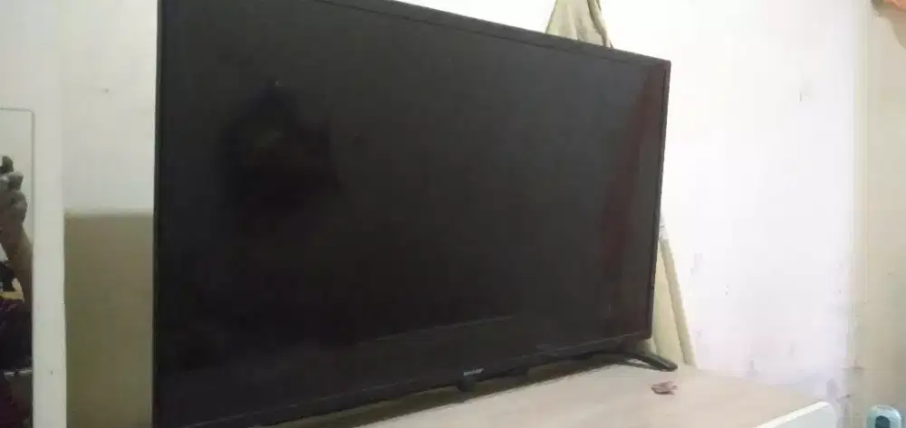 Tv merk sharp 32 inch