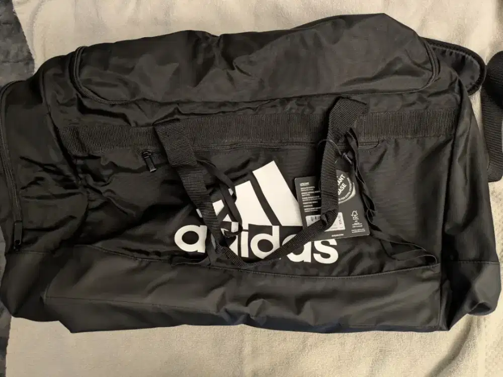 Tas Adidas  size Large DEFENDER IV DUFEL original adidas Indonesia