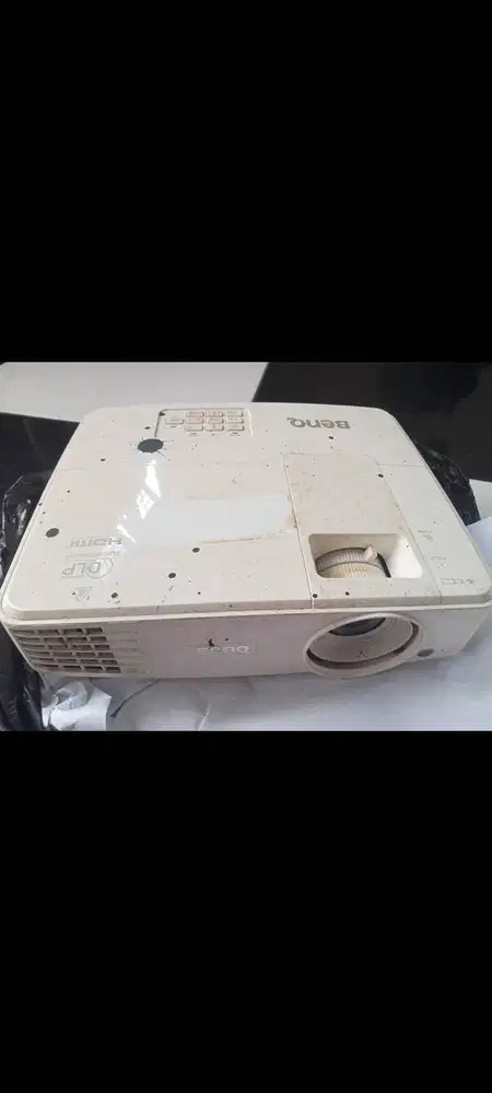 Proyektor benq mw526