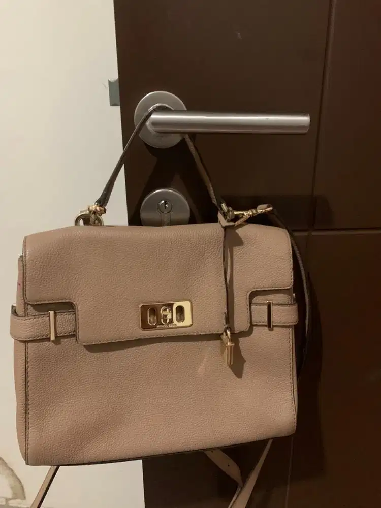 Dijual tas MK bekas