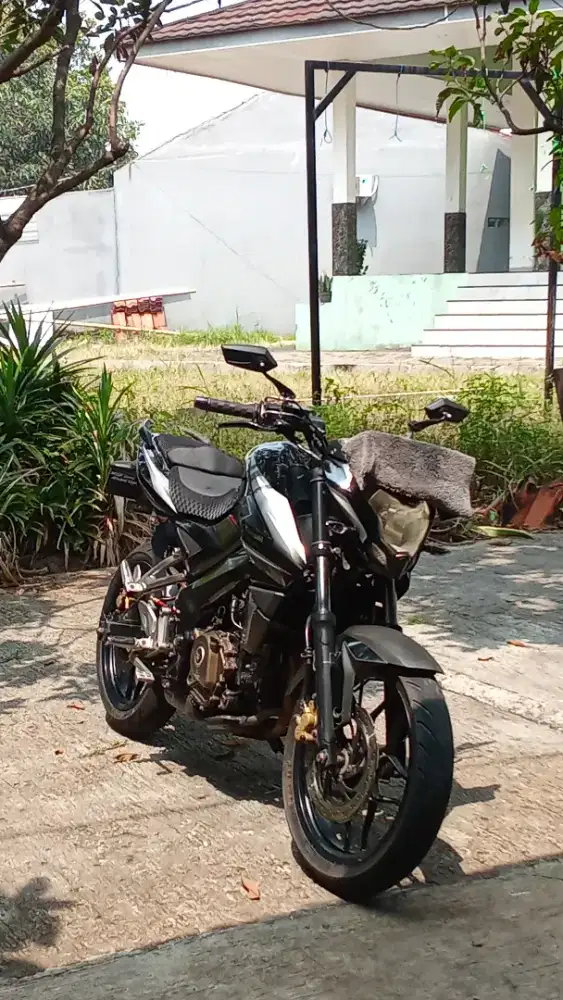 kawasaki pulsar 200ns