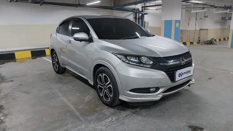 DP MURAH Honda HR-V 1.8 Prestige Bensin-AT 2015  CZMJB