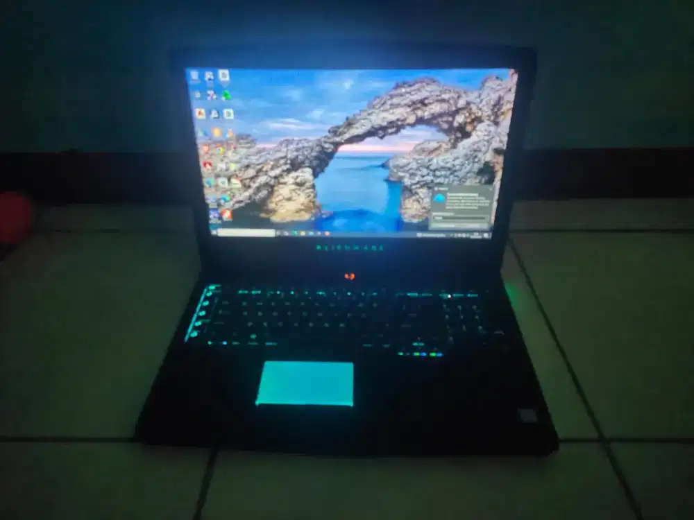 Laptop Alienware 17 R4 core i7-gen7 Ram 16GB ssd 128GB+hdd 1TB Nvidia
