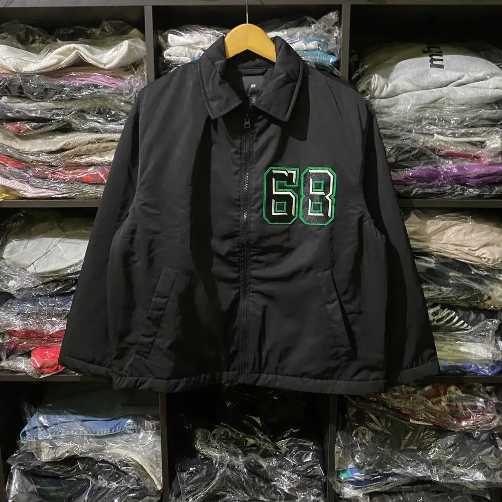 Jaket baseball H&M - Size M fit L - Varsity hitam black