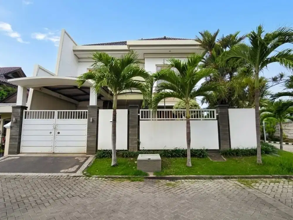 Rumah Wisma Mukti STRATEGIS FURNISH ROW 4 MOBIL