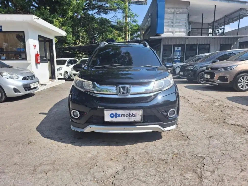 LOW DP Honda BR-V 1.5 Prestige Bensin-AT 2016 JUS