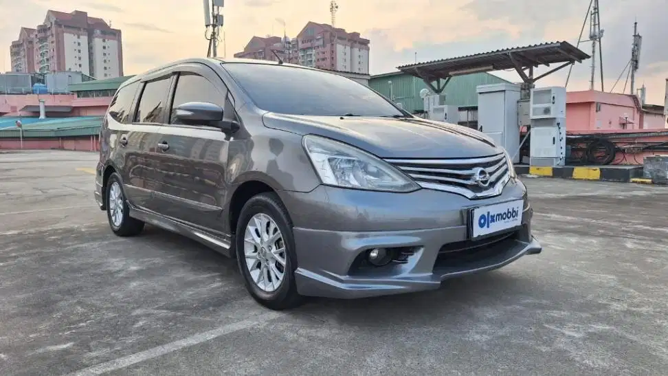 KM Rendah - Nissan Grand livina 1.5 Highway Star Bensin-AT 2015