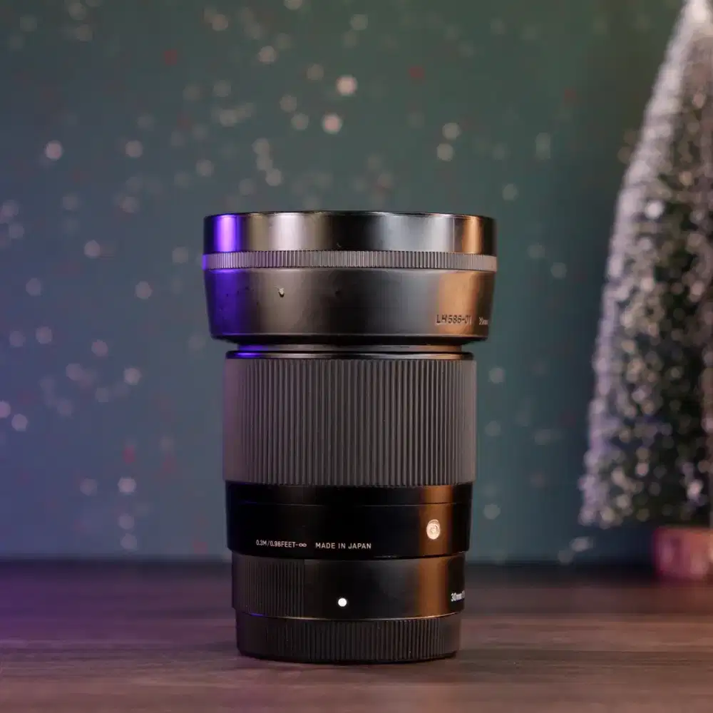 Sigma 30mm F1.4 Sony APSC Lensa Mirrorless Sony
