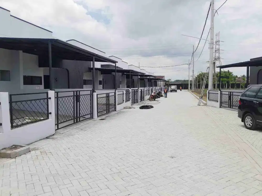 rumah di jual , free perabot , angsuran 2 jt an , kedamean gresik