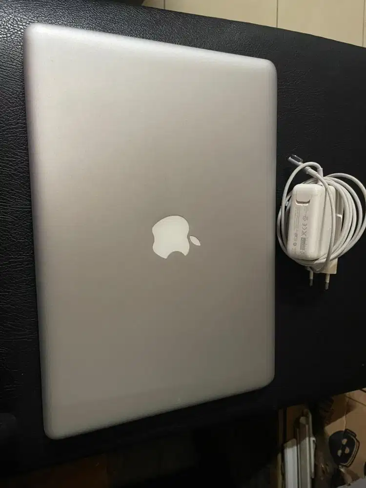 mackbook pro mid 2012 13 in ram 8 ssd 160 gb