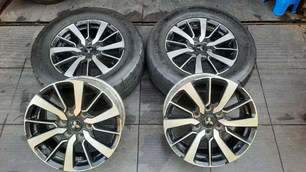 Velg OEM Mitsubishi Pajero Sport R18 (4 Pcs)
