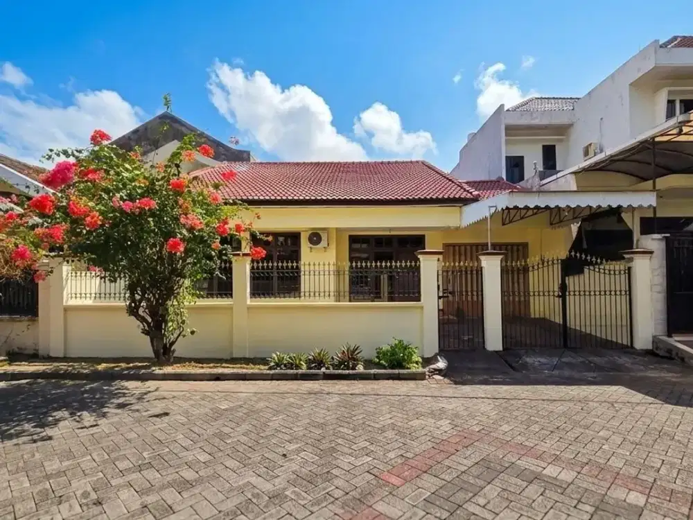 Rumah Wisma Mukti Klampis STRATEGIS SIAP HUNI
