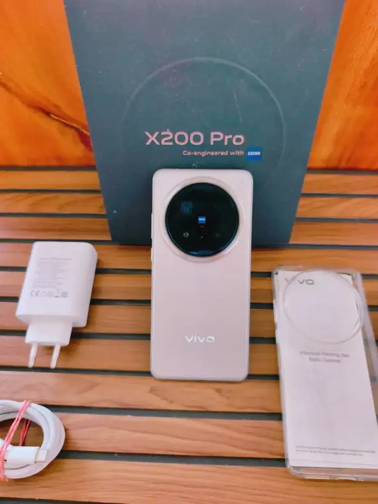 Vivo X200 Pro 5G 16/512 Titanium Mulus Fullset Ori