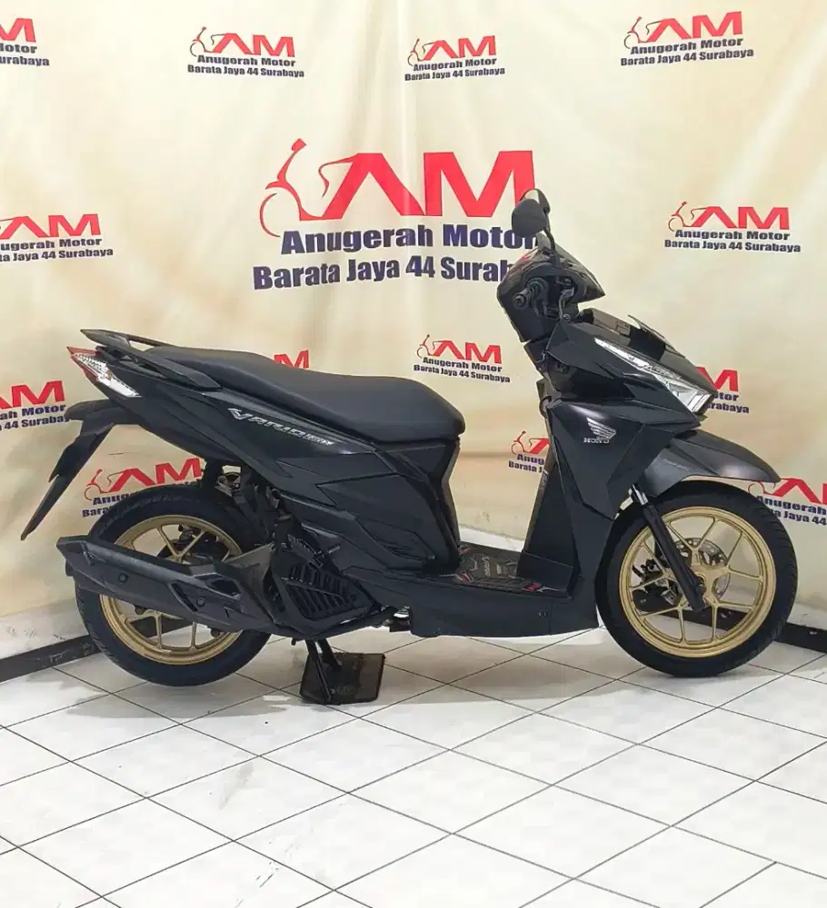 Honda Vario 150 Exl Tahun 2017 hitam doff