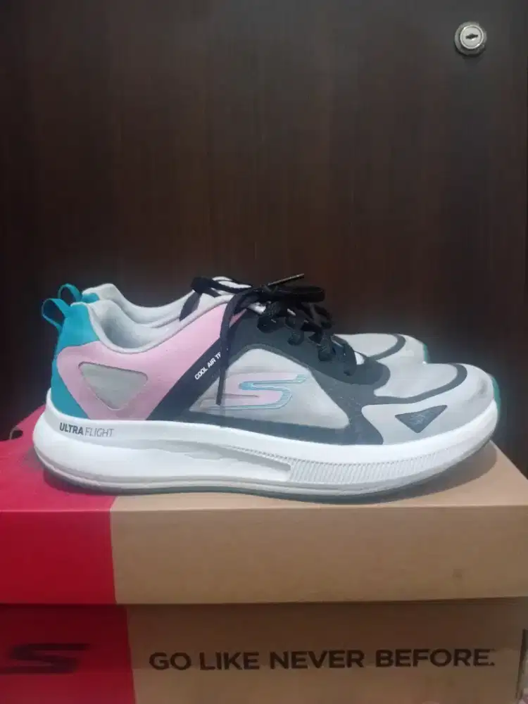 Skechers Go run pulse