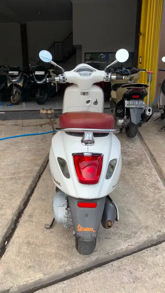 vespa primavera tahun 2015 ss lengkap