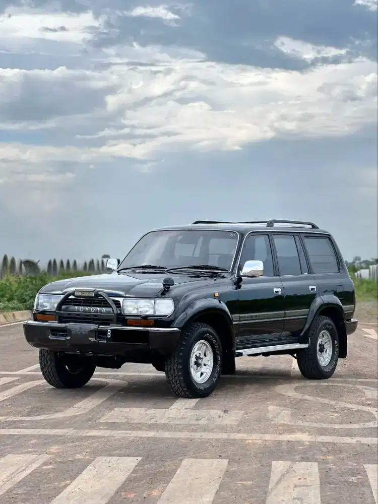 TOYOTA LAND CRUISER VX LIMITED HDJ81 COLLECTIBLE  UNIT THN 1991