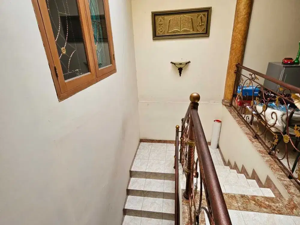 Ss.3307 - Murah !! Dijual Rumah Rapih Siap Huni 9 x 15  Hadap Selatan di BCS Kelapa Gading