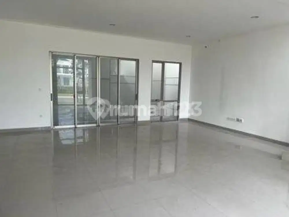 Disewakan Rumah Pik 2 Ukuran 10x15 Unfurnished