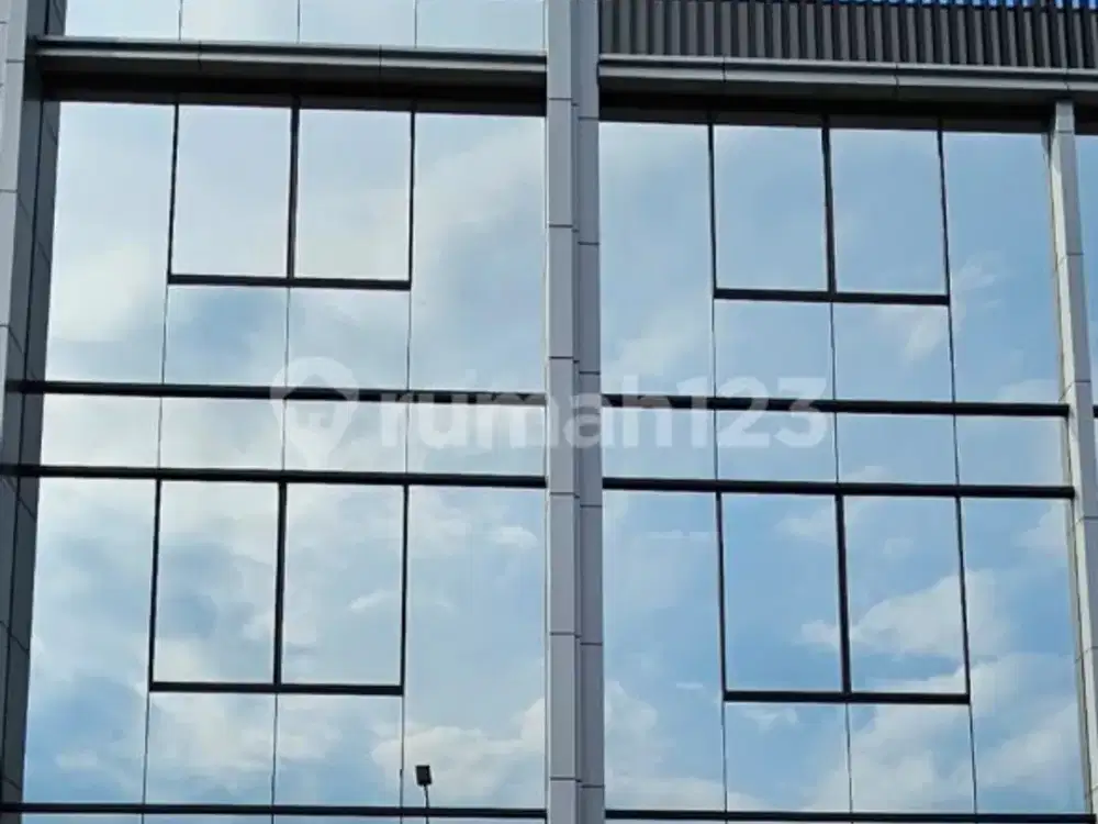 Disewakan Ruko Osaka Pik 2 Gandeng 2 Unit 4,5x15 Kondisi Baru