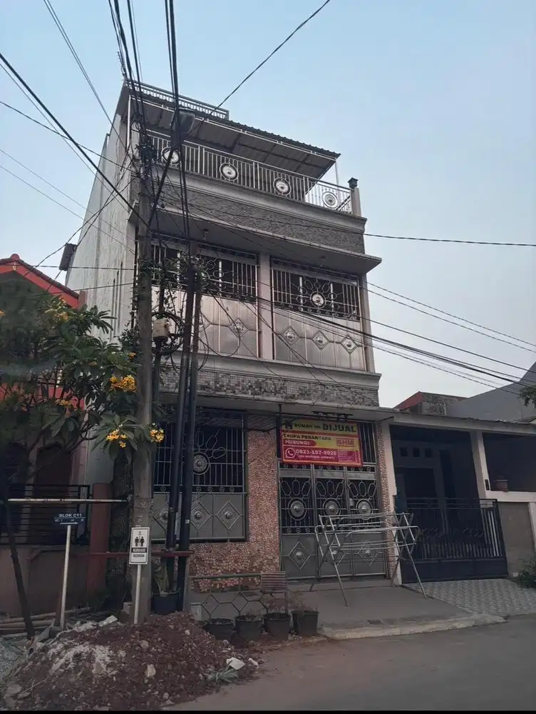 Jual Rumah 3 lantai di bekasi