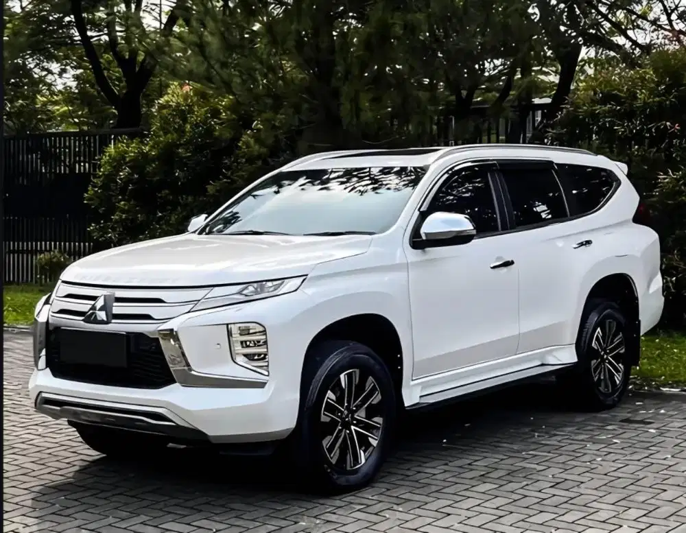 Pajero Sport Dakar 2022/21 Putih istimewa