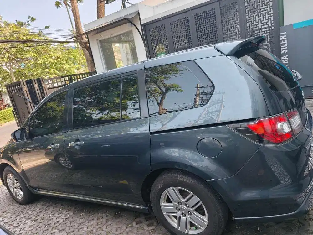 Mazda 8 2012 Bensin