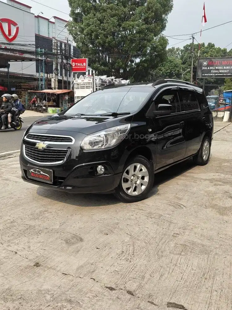 LOW KM! CHEVROLET SPIN LTZ 2013 MATIC