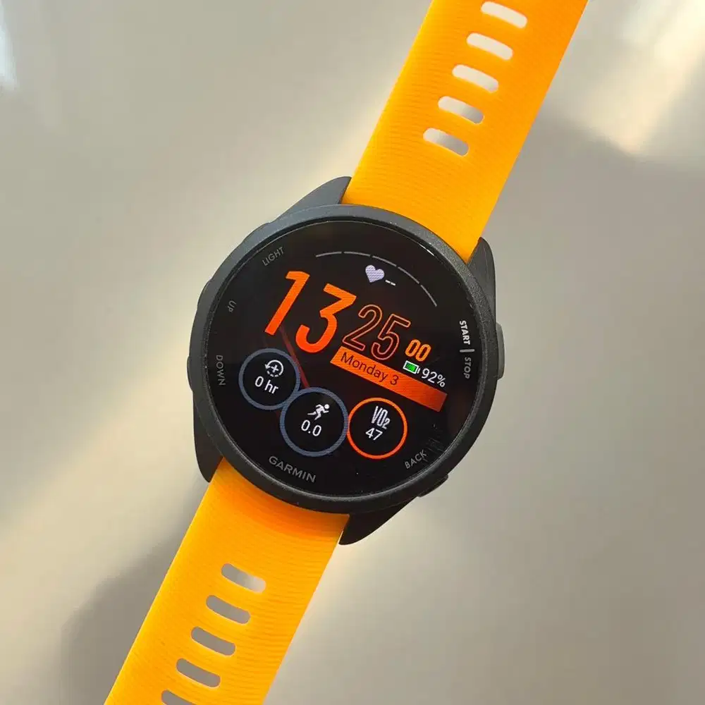Garmin Forerunner 165 music