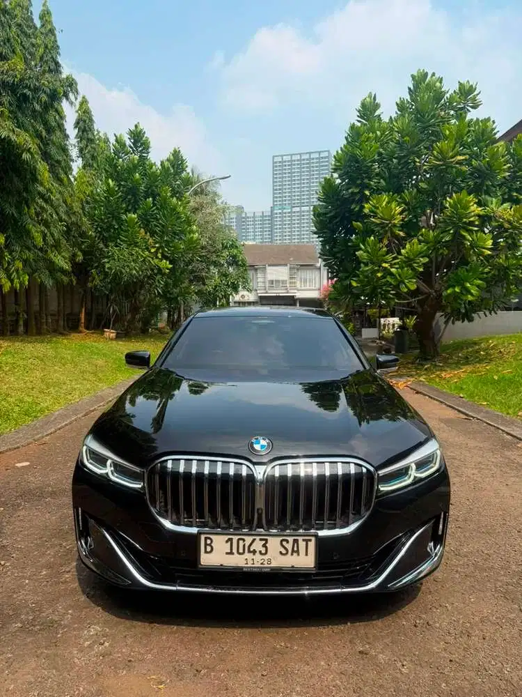 BMW 740LI Tahun 2022