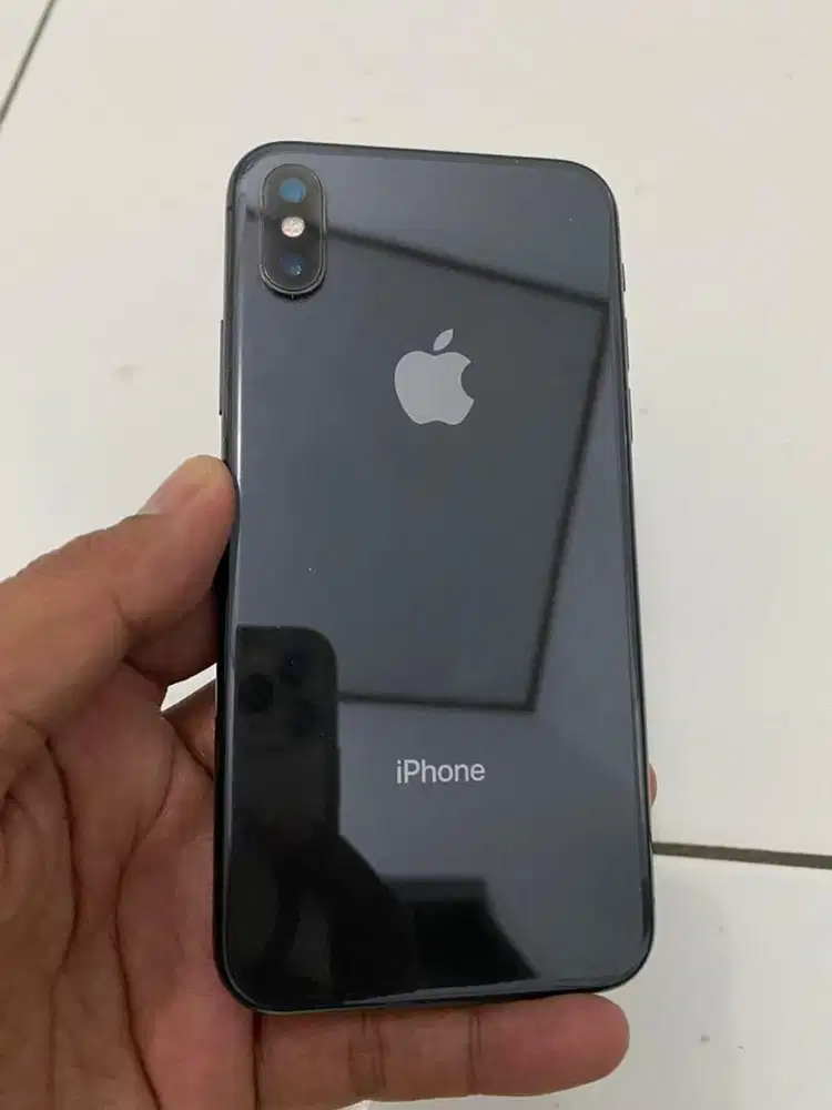 Iphone x hitam 64gb
