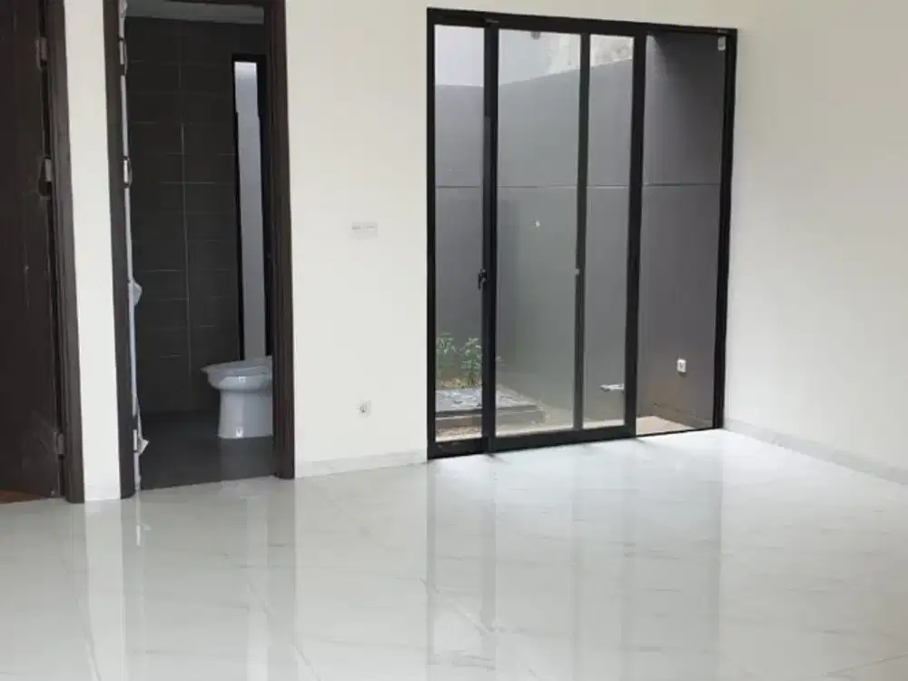 DISEWA RUMAH SUVARNA SUTERA FLAVIO MURAH