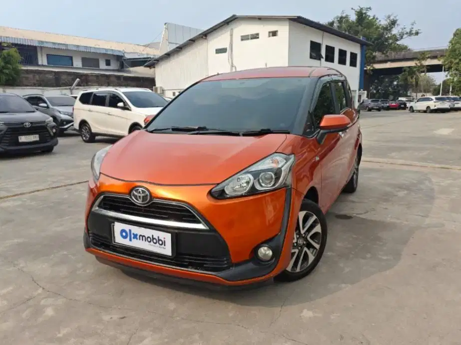 KM Rendah - Toyota Sienta 1.5 V Bensin-MT 2016