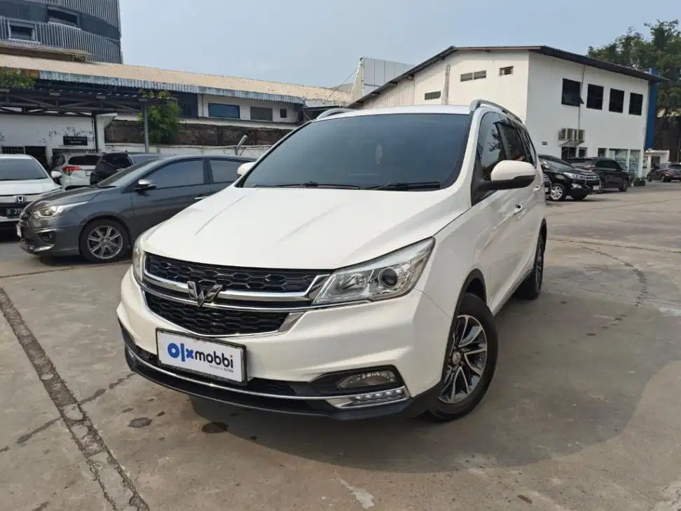 Pajak Panjang - Wuling Cortez 1.5 CT Lux Bensin-AT 2020