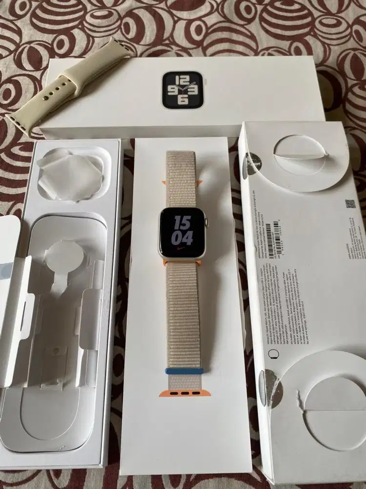 Apple Watch SE Gen 2 40mm Starlight IBOX
