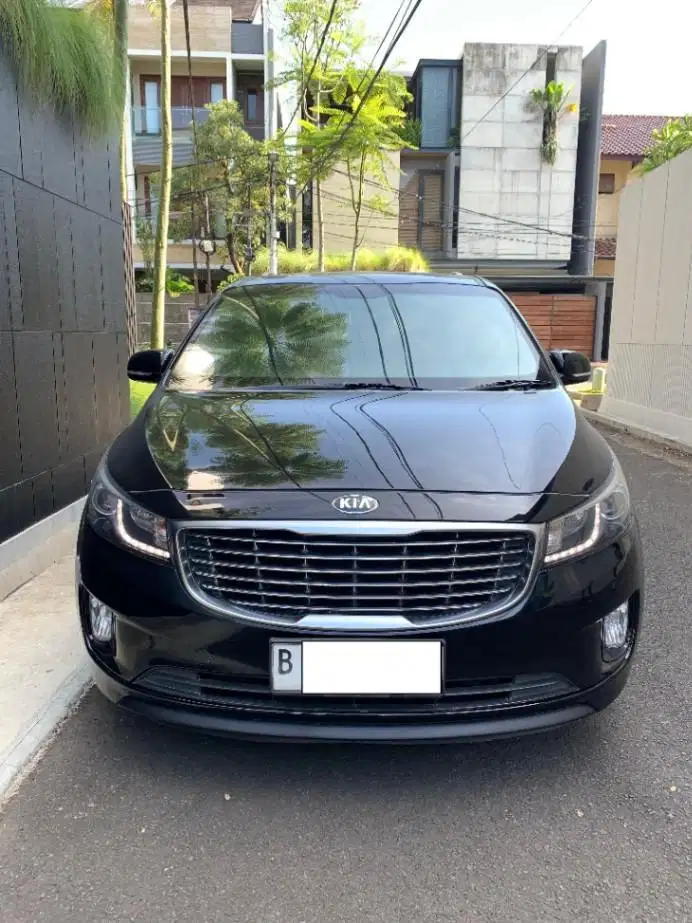 GRAND KIA SEDONA 3.3 BENSIN ULTIMATE AUTOMATIC 2018