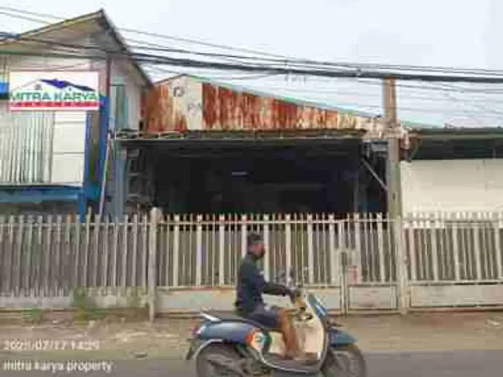 jual tanah bonus gudang 
di jalan raya Pulo gebang dkt toll