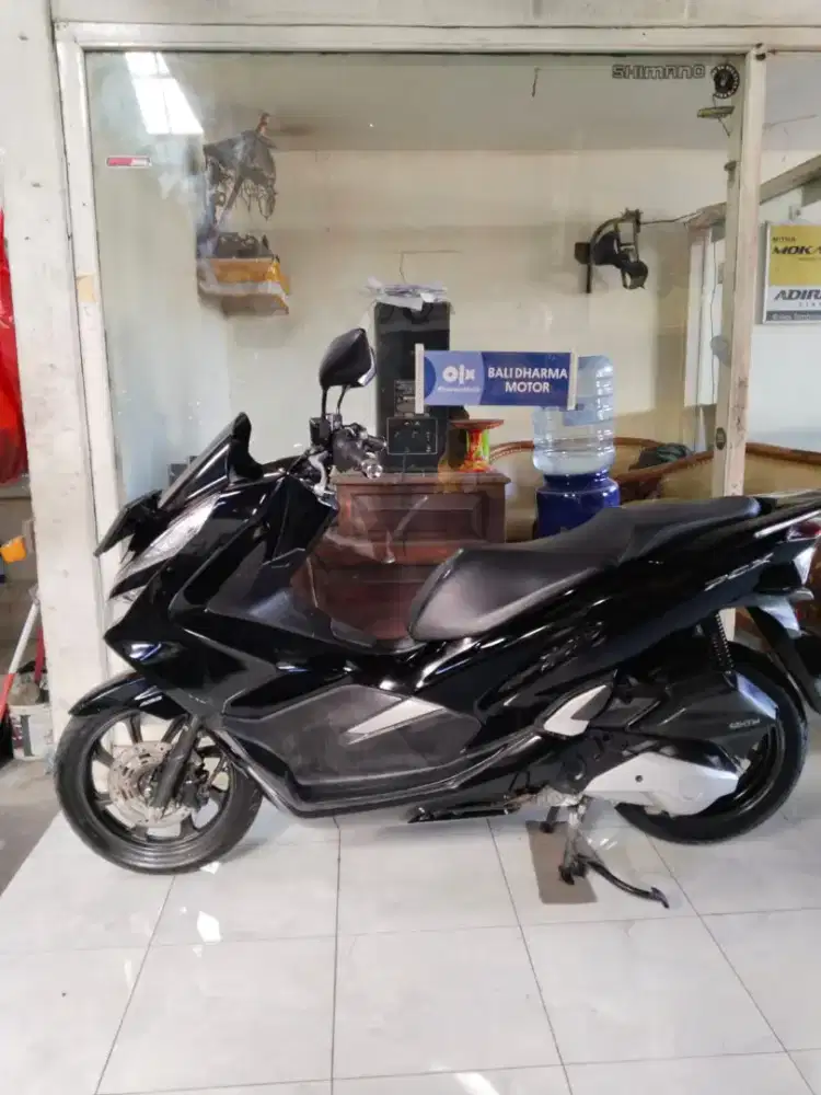 Honda. PCX.  150 CC thn. 2019 cash. Bali dharma. Motor.
