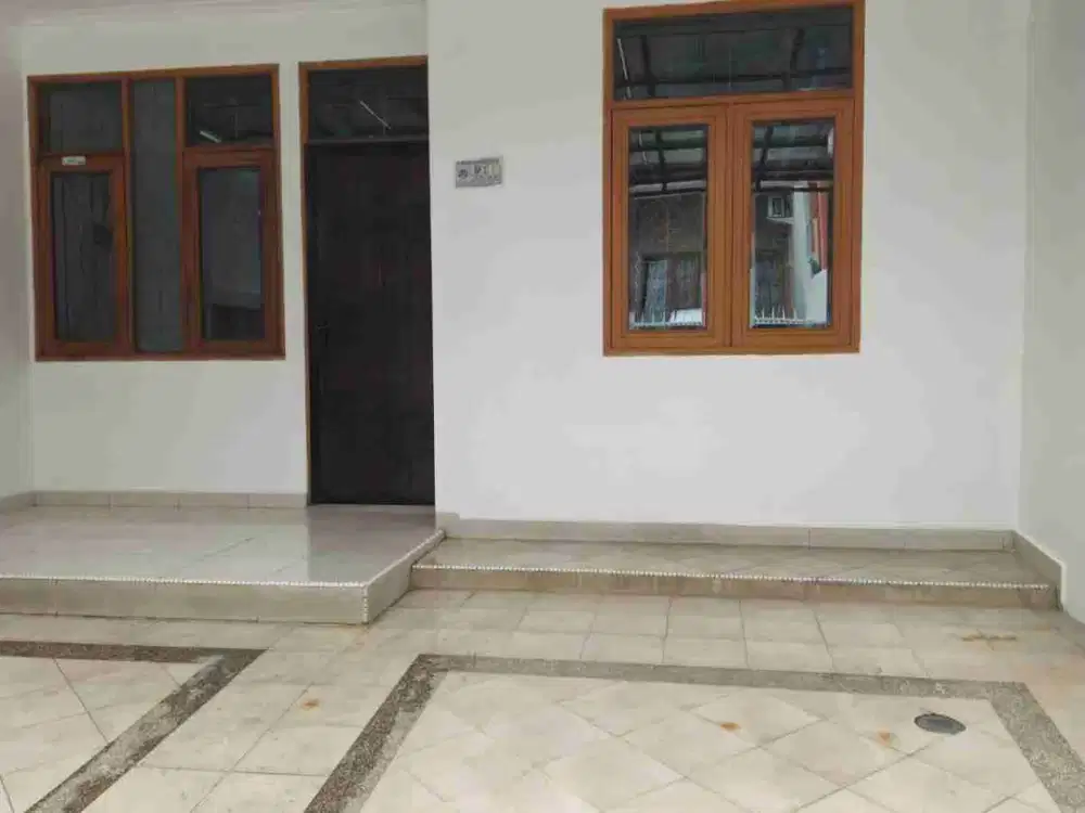 Dijual Cepat Rumah 2,5 lantai,SHM  di Kelapa Gading Jakarta Timur