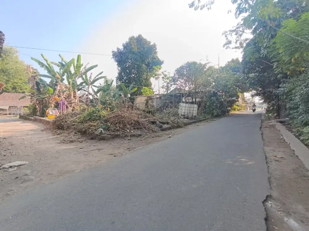 Jual tanah pekarangan strategis hook 2 muka
