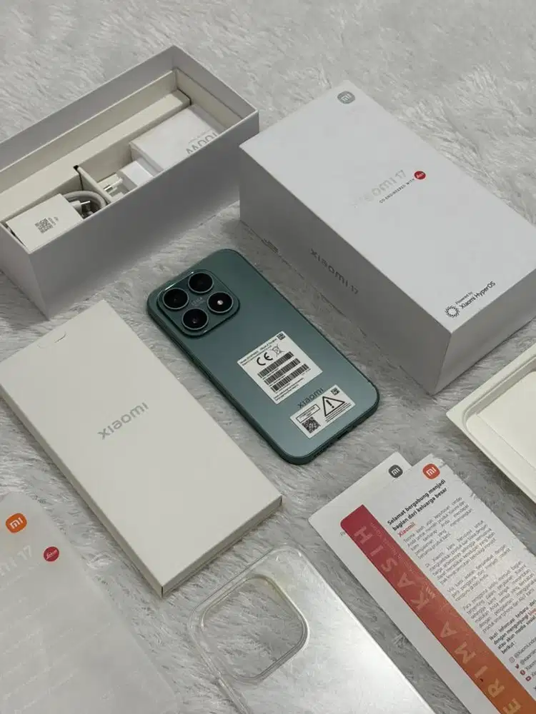 Xiaomi 17 12/512GB Resmi Garansi April 2028 - Venture Green